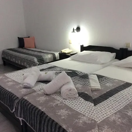 Arellis Aparthotel *