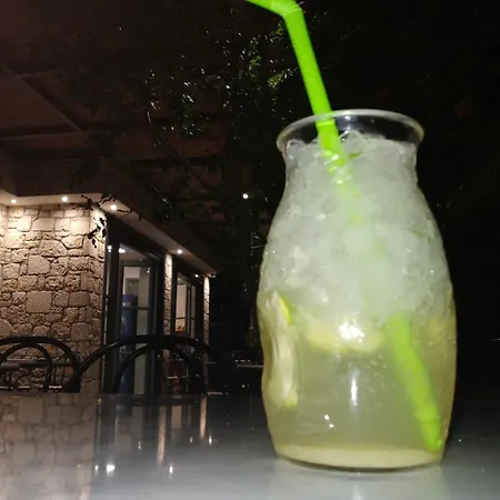 Arellis Aparthotel *