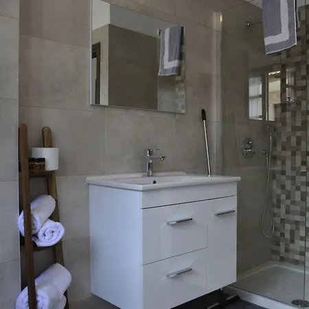 Arellis Aparthotel Afytos