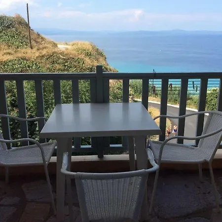 Aparthotel Arellis *