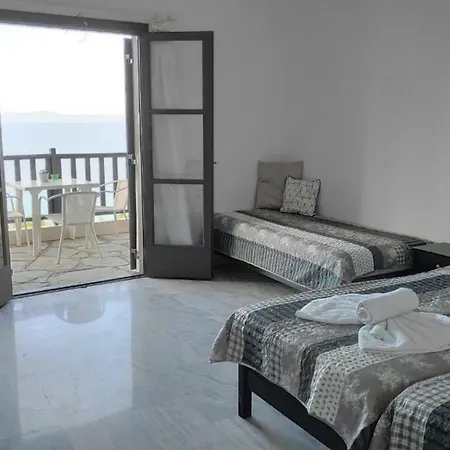 Arellis Aparthotel *